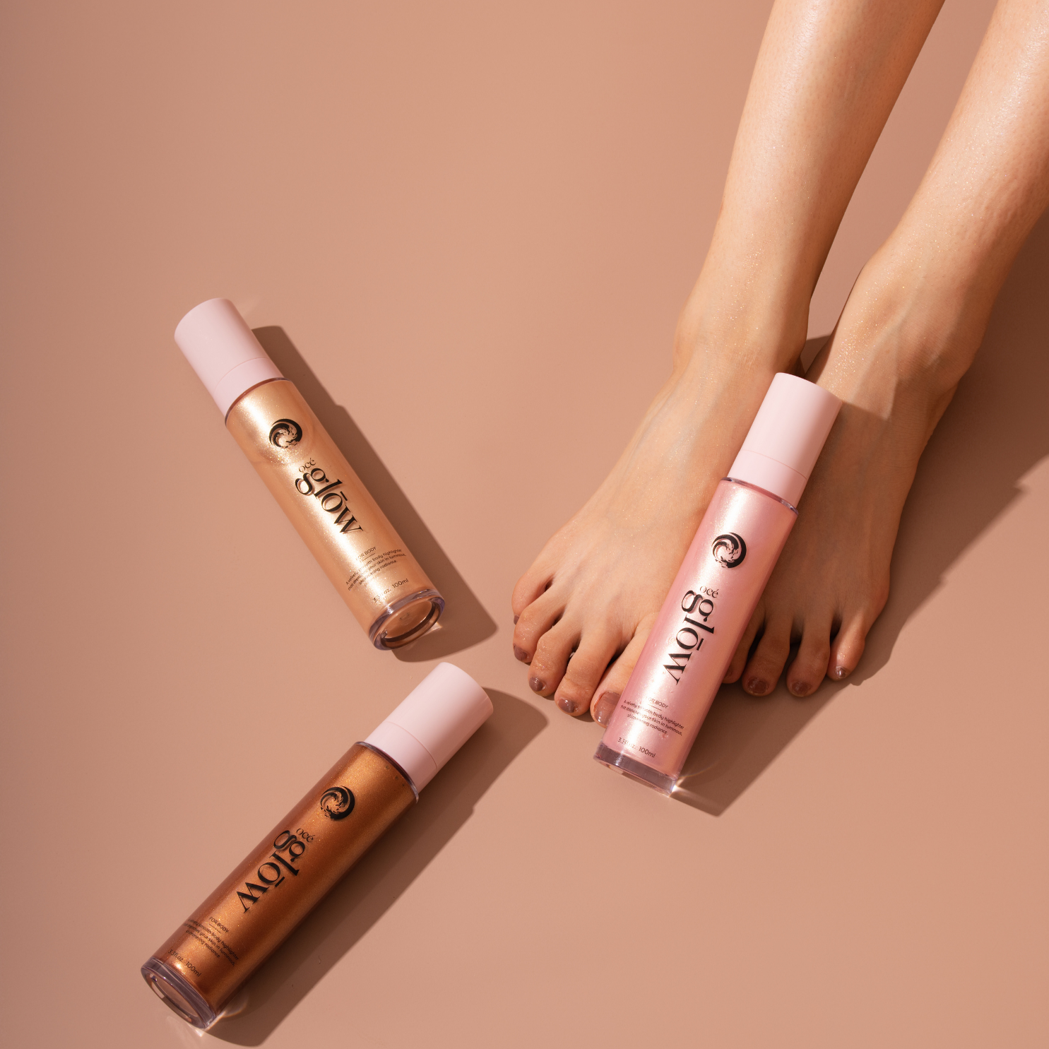 Océglow Body Highlighter (Get FREE kabuki brush)